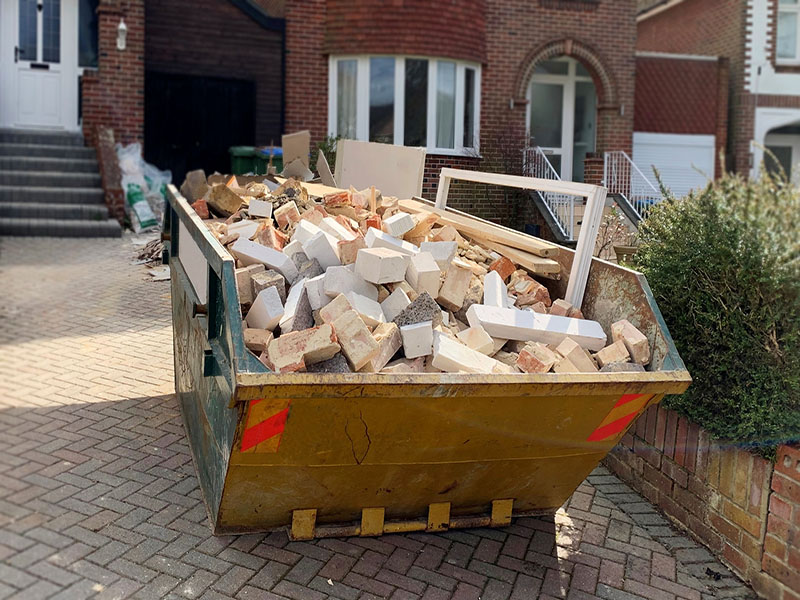 Bennes de chantier, Houilles